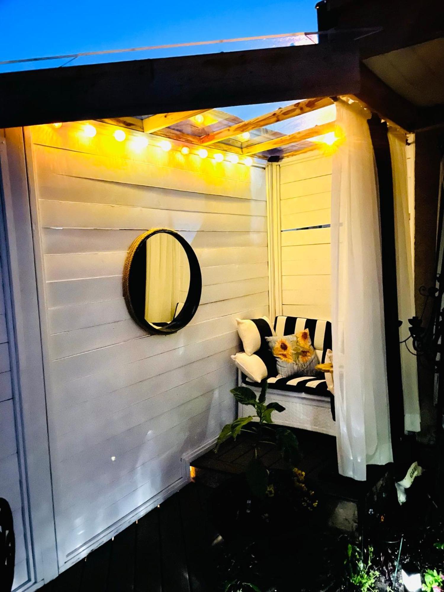 Donna'S Bed & Breakfast ホワイトロック エクステリア 写真